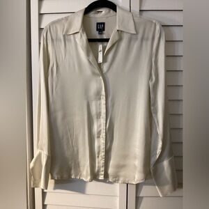GAP Women's Ivory Button-Down Collared Blouse size XXS NWT